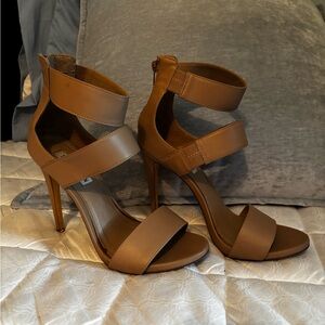 Steve Madden Tan Strappy Heels